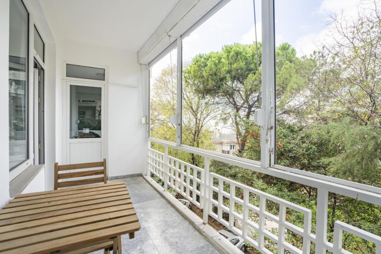 Spacious Flat Near Caddebostan Coast Apartment Истанбул Екстериор снимка